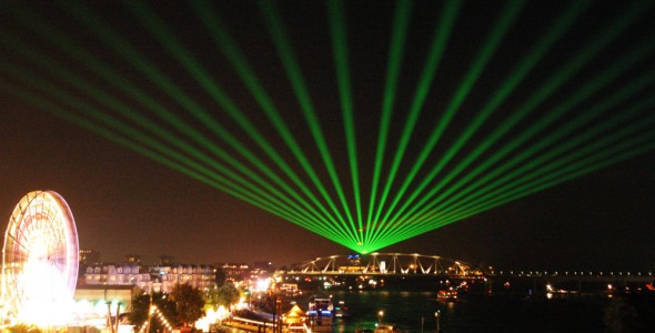 Nijmegen Vier Daagse Waaierpatroon Laserstralen Laser Lasershow