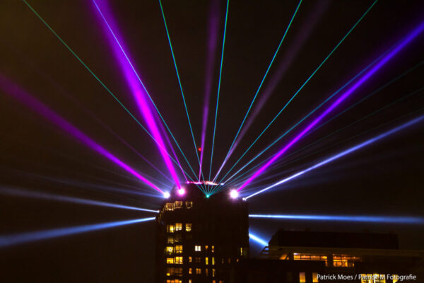 Enschede-dtllaser-space cannons-laserstralen (6)