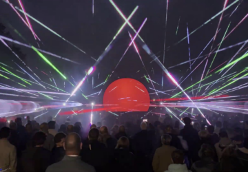 dtllaser.nl Tentjesfeest Almkerk afsluitende lasershow 6